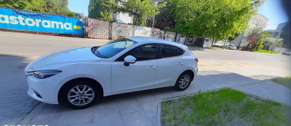 Mazda 3 cena 52700 przebieg: 72800, rok produkcji 2017 z Warszawa małe 781